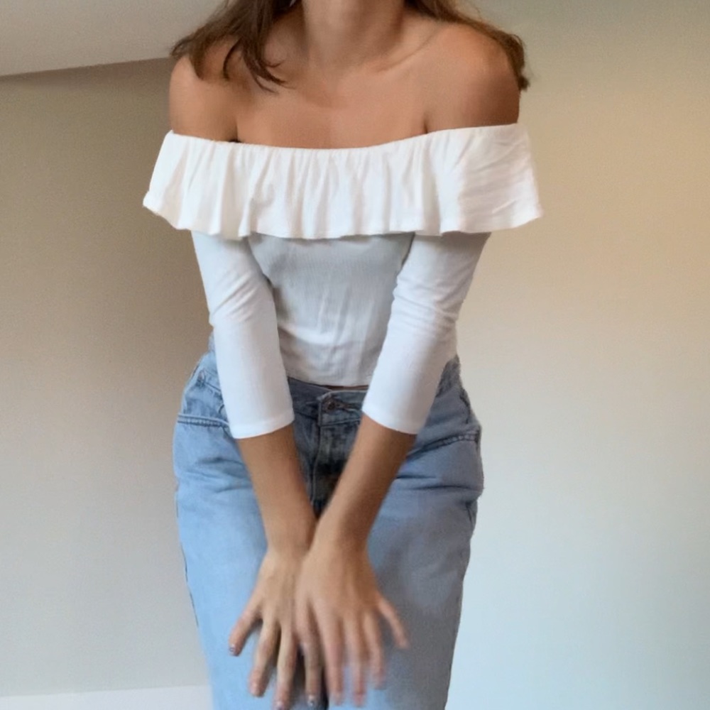 LA Hearts off the shoulder cropped flowy top
